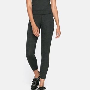 Outdoor voices 3/4 tech sweat tights